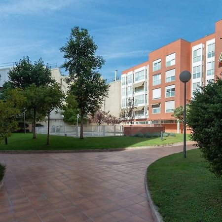 Apartmán Vivienda Con Zona De Trabajo, Piscina Y Parking Madrid Exteriér fotografie