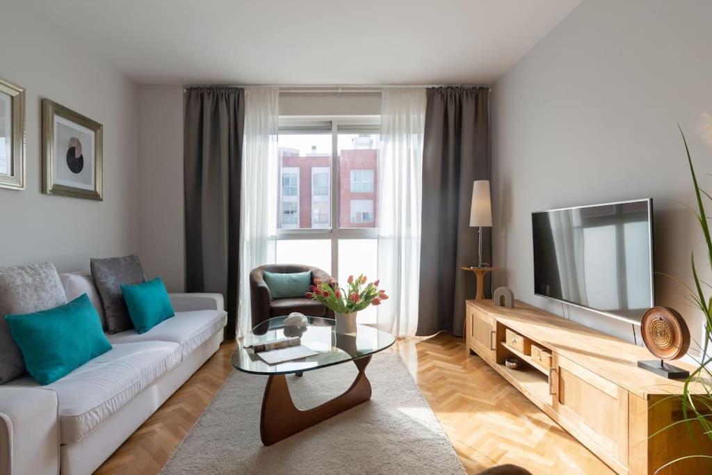 Apartmán Vivienda Con Zona De Trabajo, Piscina Y Parking Madrid Exteriér fotografie