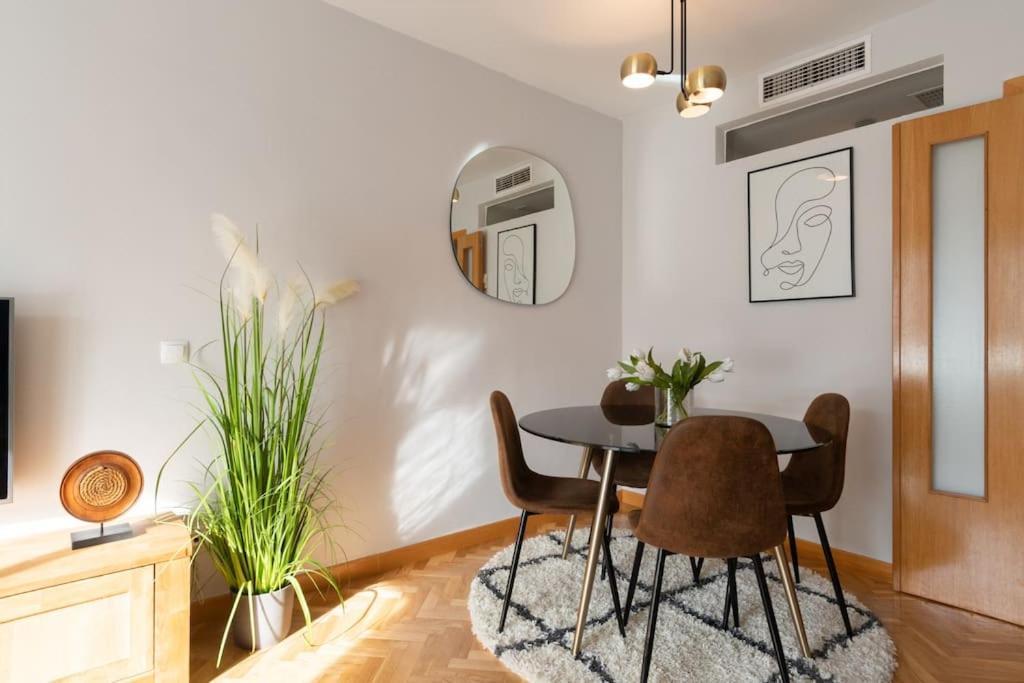 Apartmán Vivienda Con Zona De Trabajo, Piscina Y Parking Madrid Exteriér fotografie