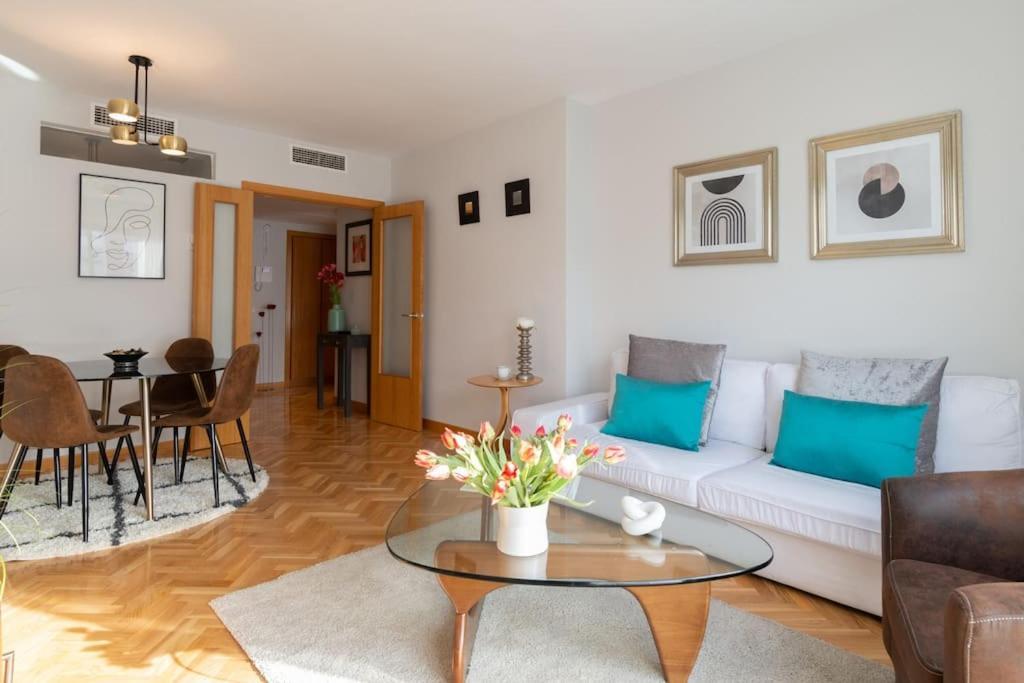 Apartmán Vivienda Con Zona De Trabajo, Piscina Y Parking Madrid Exteriér fotografie