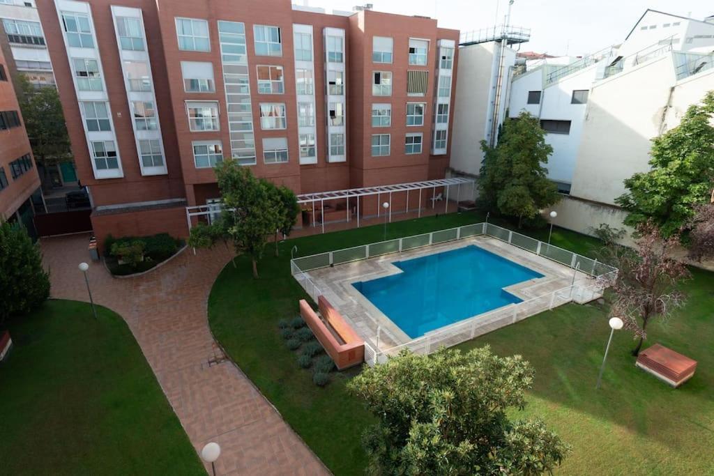 Apartmán Vivienda Con Zona De Trabajo, Piscina Y Parking Madrid Exteriér fotografie