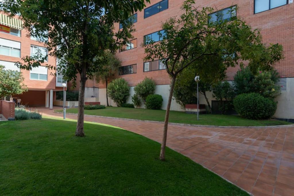 Apartmán Vivienda Con Zona De Trabajo, Piscina Y Parking Madrid Exteriér fotografie